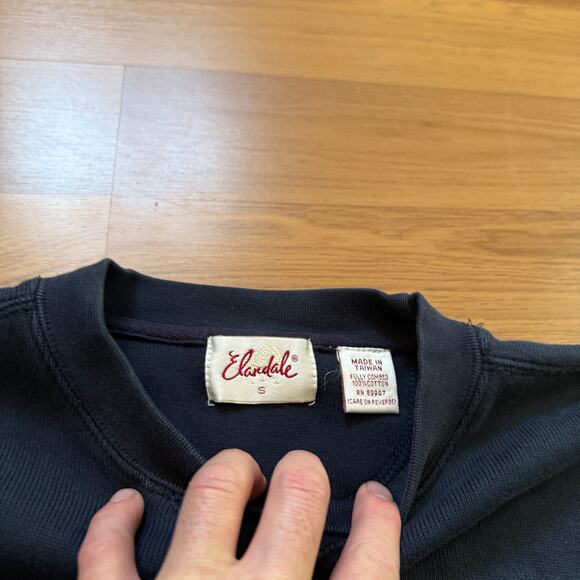 Women's The Coeur d'Alene Luxury Idaho Resort Blue Crewneck Sweatshirt Sz Small - Picture 3 of 5